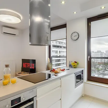 Premium With Free Parking Near Muzeum Powstania * Warsaw