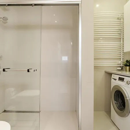 Apartman Premium With Free Parking Near Muzeum Powstania Varsó